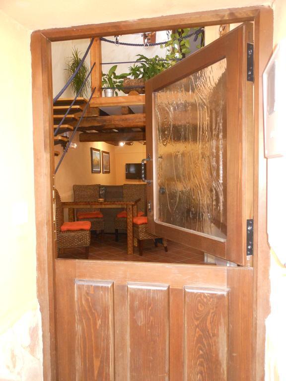 Casa Vieja Tabanera A 8 Min De Segoia Guest House Tabanera del Monte Bagian luar foto
